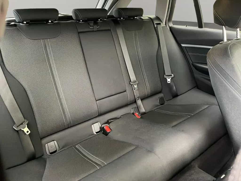 BMW 340 i TOURING SPORT AUTOMAT. SCHECKHEFT GARANTIE 02/2019-photo-21