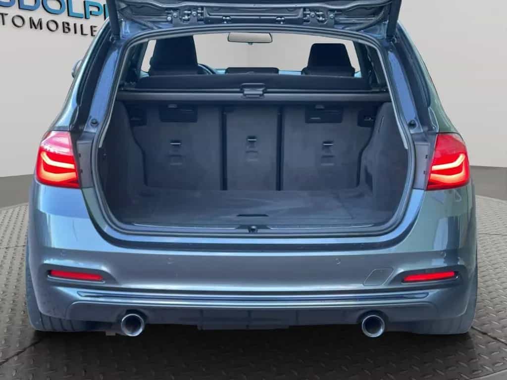 BMW 340 i TOURING SPORT AUTOMAT. SCHECKHEFT GARANTIE 02/2019-photo-23