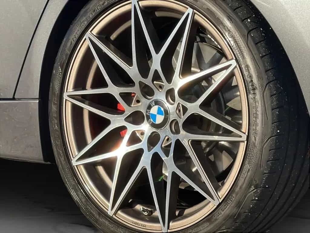 BMW 340 i TOURING SPORT AUTOMAT. SCHECKHEFT GARANTIE 02/2019-photo-32
