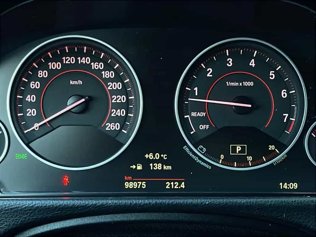 BMW 340 i TOURING SPORT AUTOMAT. SCHECKHEFT GARANTIE 02/2019-photo-43