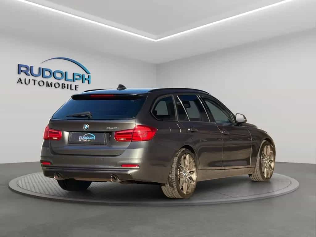 BMW 340 i TOURING SPORT AUTOMAT. SCHECKHEFT GARANTIE 02/2019-photo-6