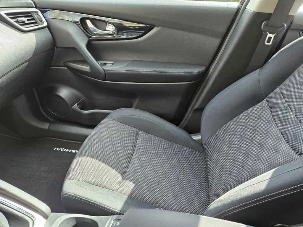 Nissan Qashqai Acenta 1,2, schwarz, 1. Han... 06/2014-photo-9