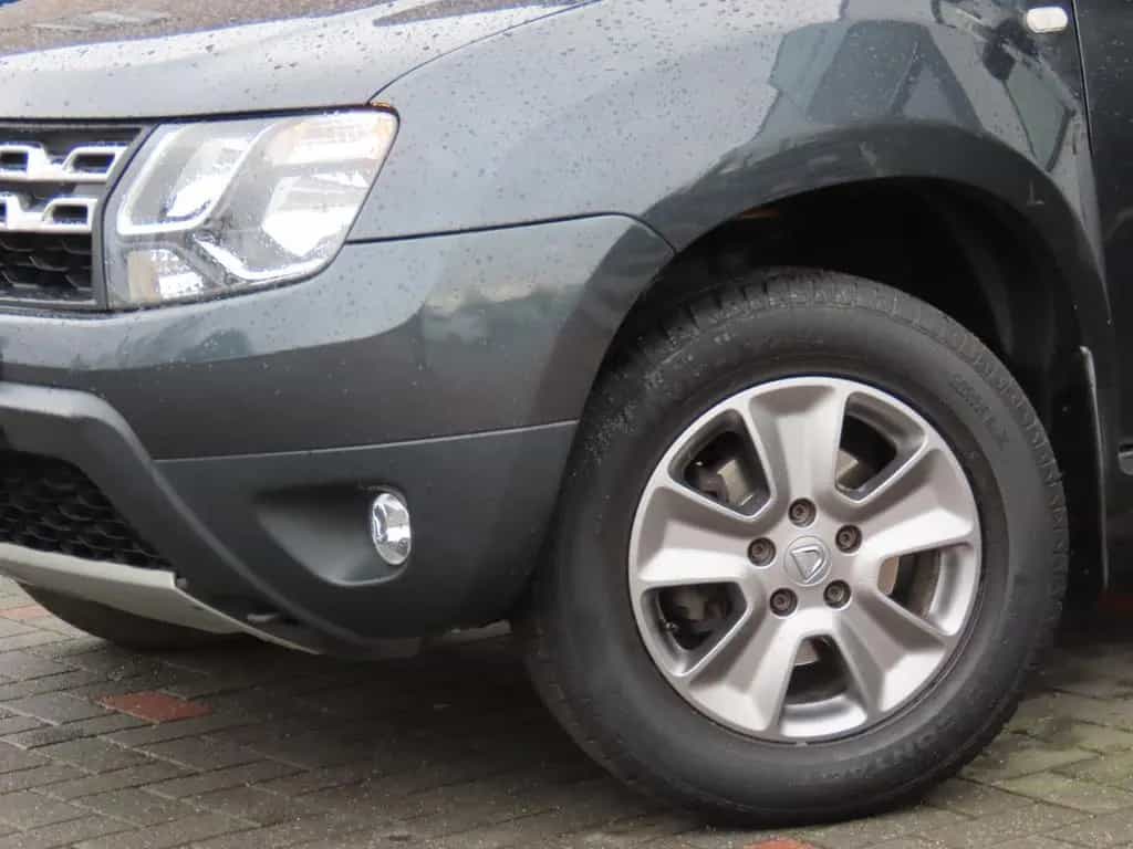 Dacia Duster 1.2 TCe 4x2 Prestige Sitzheizung Leder 03/2017-photo-22