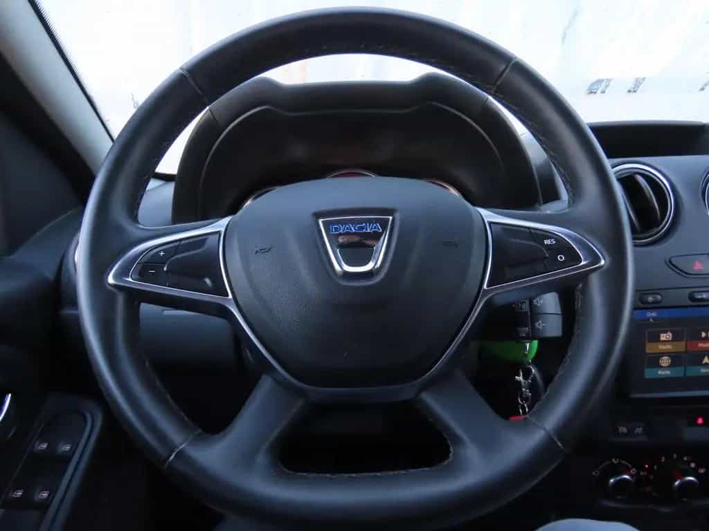 Dacia Duster 1.2 TCe 4x2 Prestige Sitzheizung Leder 03/2017-photo-6
