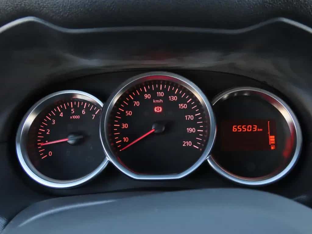 Dacia Duster 1.2 TCe 4x2 Prestige Sitzheizung Leder 03/2017-photo-8