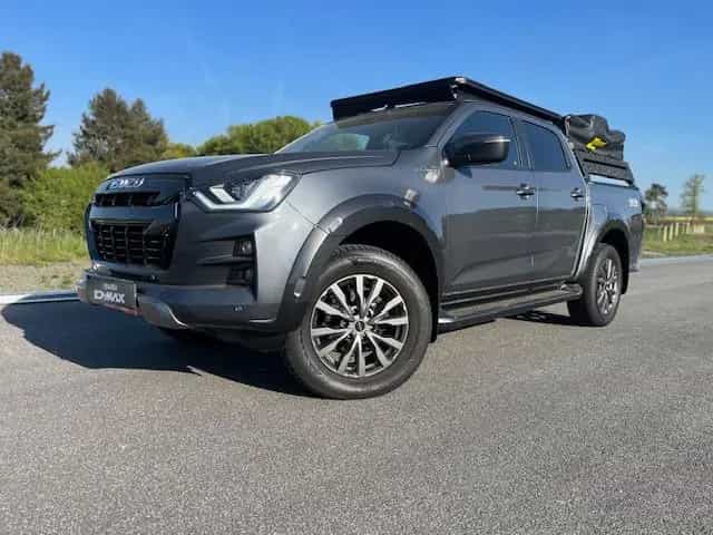 Isuzu D-Max 4x4 Dachzelt / Camper VCross 11/2022-photo-0