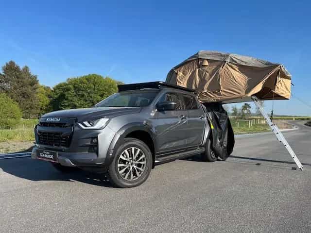 Isuzu D-Max 4x4 Dachzelt / Camper VCross 11/2022-photo-1