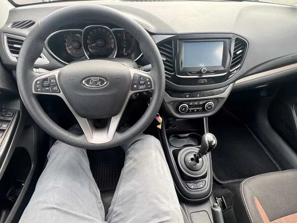 Lada Vesta Luxus 09/2017-photo-11