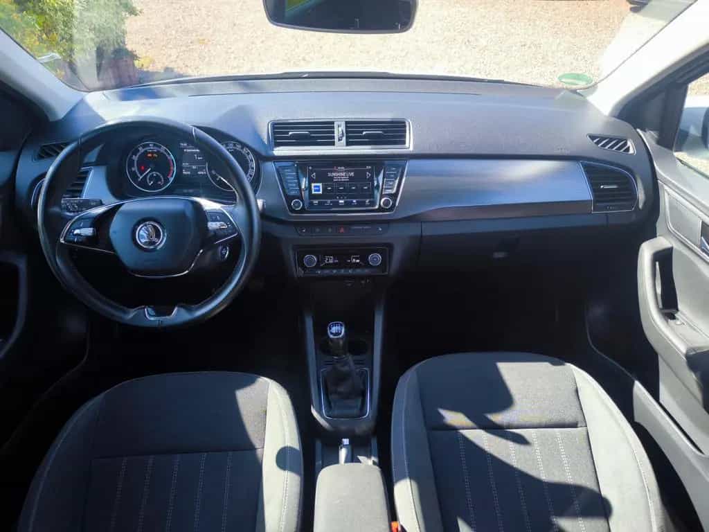 Skoda Fabia Combi Style *Navi,Klimatr,Sitzhzg,PDC,APP* 11/2020-photo-8