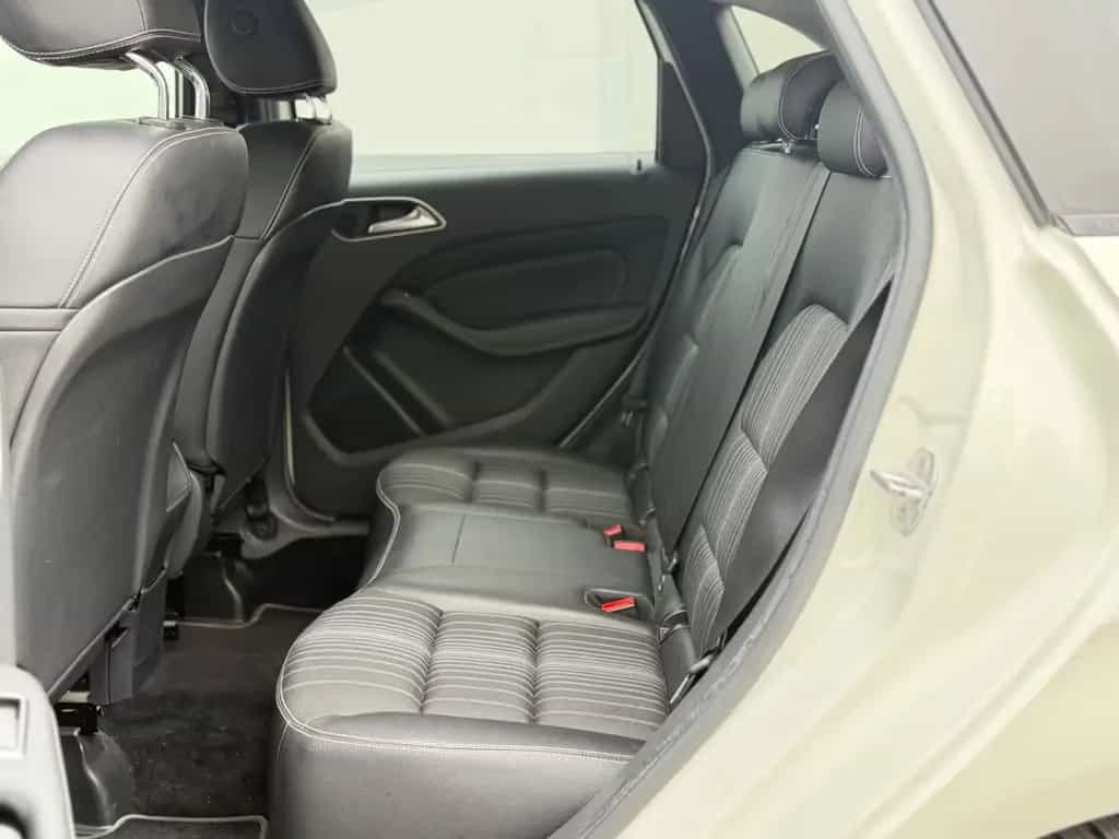 Mercedes-Benz B-Class *70 TKM* 10/2014-photo-11