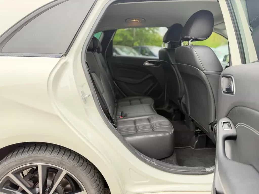 Mercedes-Benz B-Class *70 TKM* 10/2014-photo-12