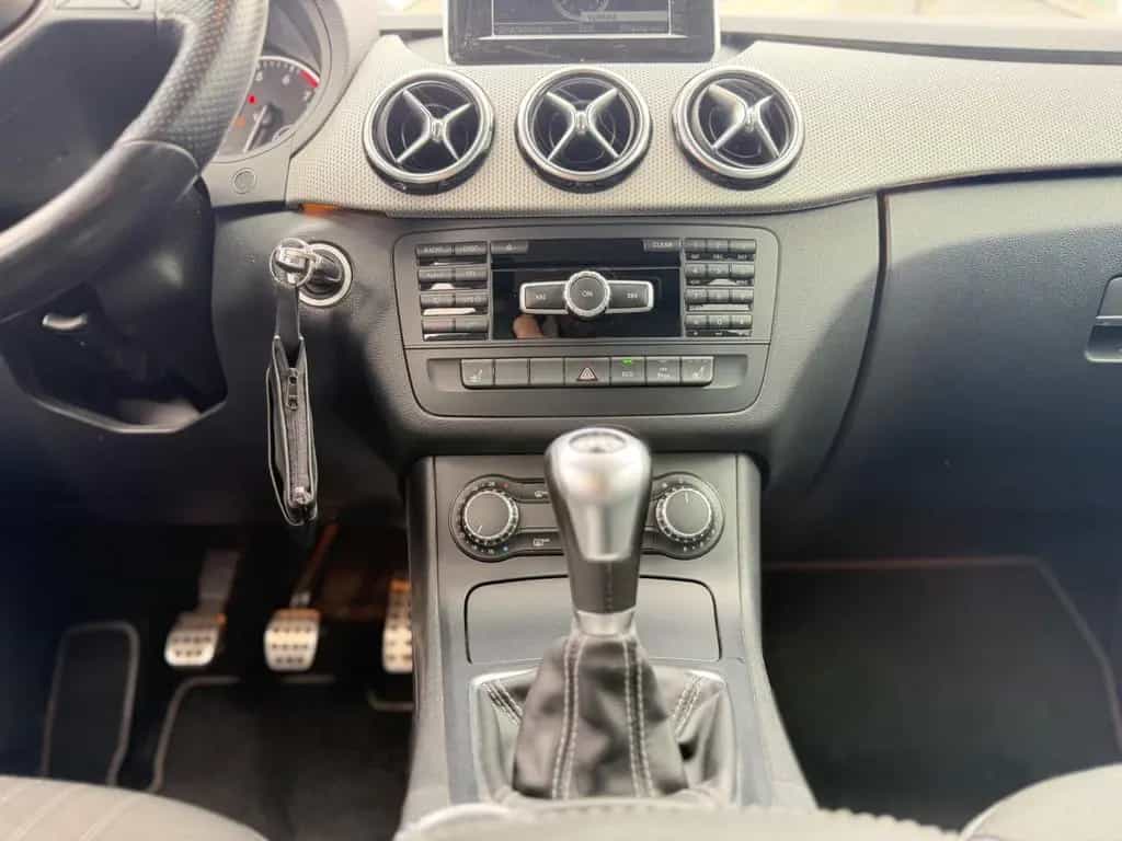 Mercedes-Benz B-Class *70 TKM* 10/2014-photo-18