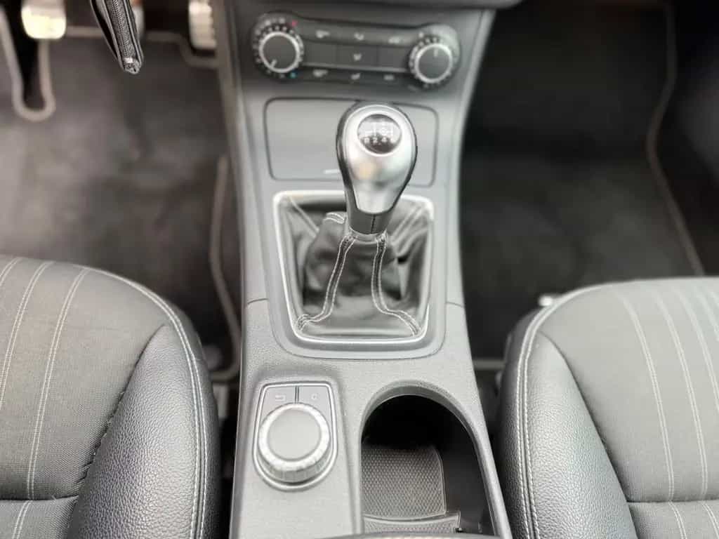 Mercedes-Benz B-Class *70 TKM* 10/2014-photo-24
