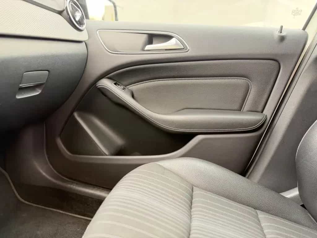 Mercedes-Benz B-Class *70 TKM* 10/2014-photo-26