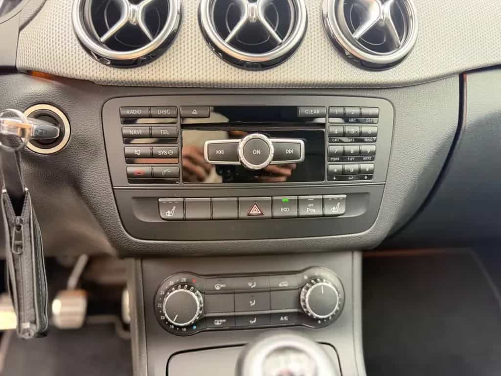 Mercedes-Benz B-Class *70 TKM* 10/2014-photo-29