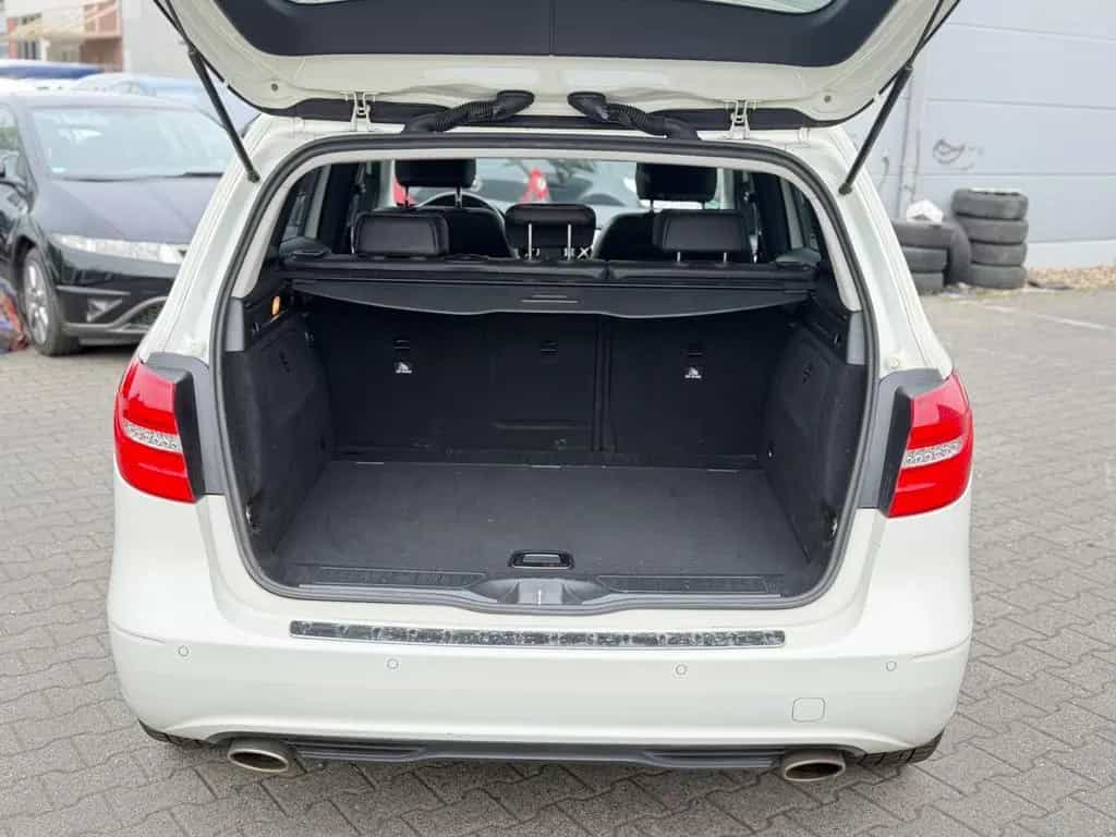 Mercedes-Benz B-Class *70 TKM* 10/2014-photo-9