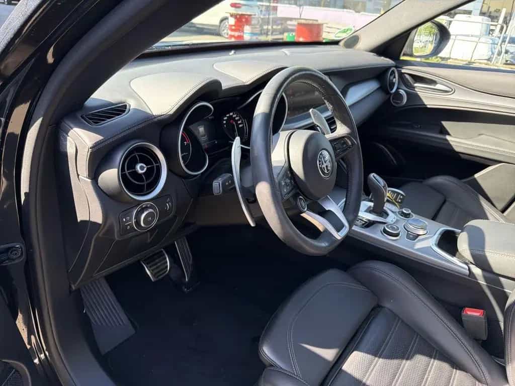 Alfa Romeo Stelvio 2.0 Turbo 16V Veloce Q4 03/2022-photo-11