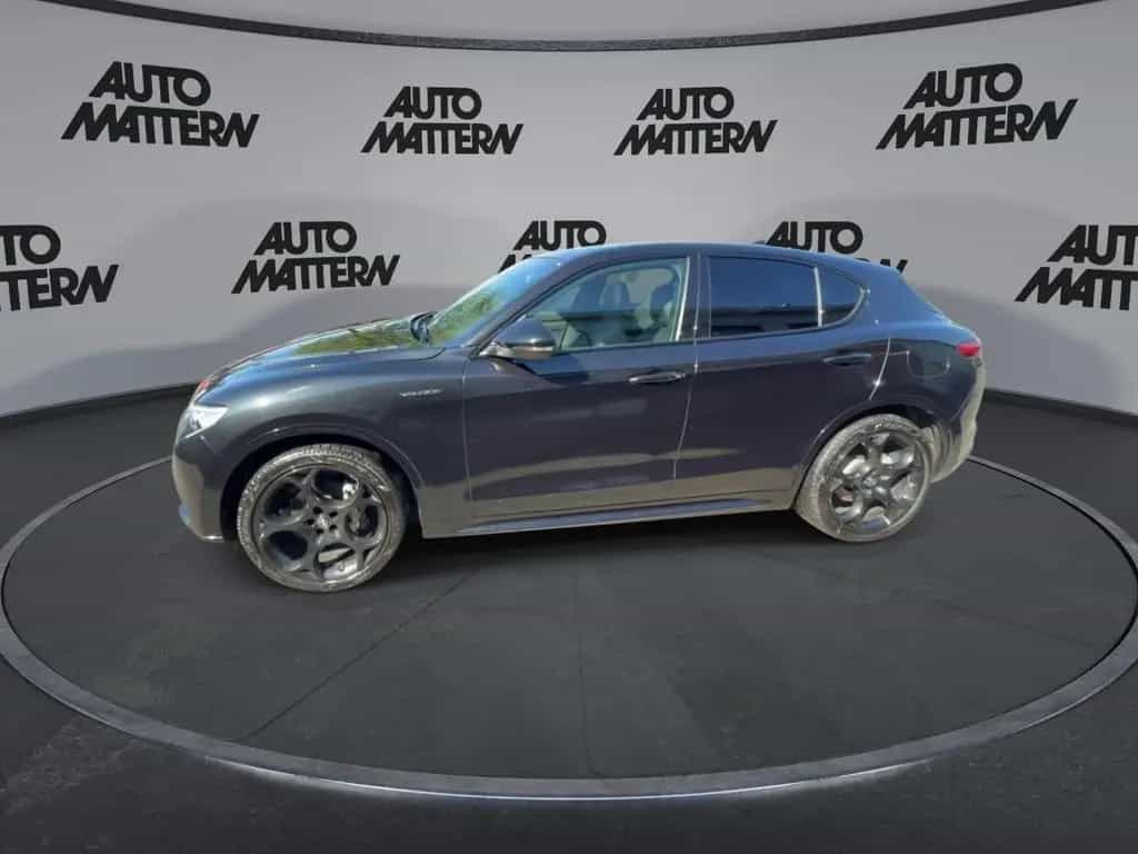 Alfa Romeo Stelvio 2.0 Turbo 16V Veloce Q4 03/2022-photo-3