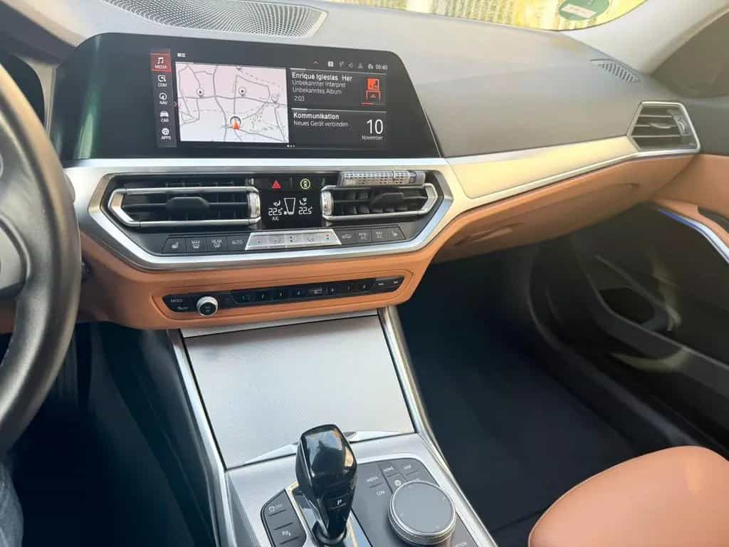BMW 320 3 Limousine 320 d Sport Line 07/2021-photo-24