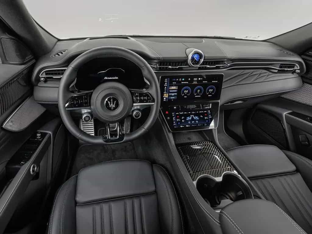 Maserati Grecale Modena PANO + CARBON + 1. HAND 04/2023-photo-12