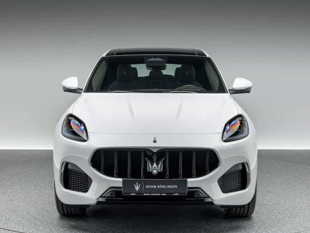 Maserati Grecale Modena PANO + CARBON + 1. HAND 04/2023-photo-2