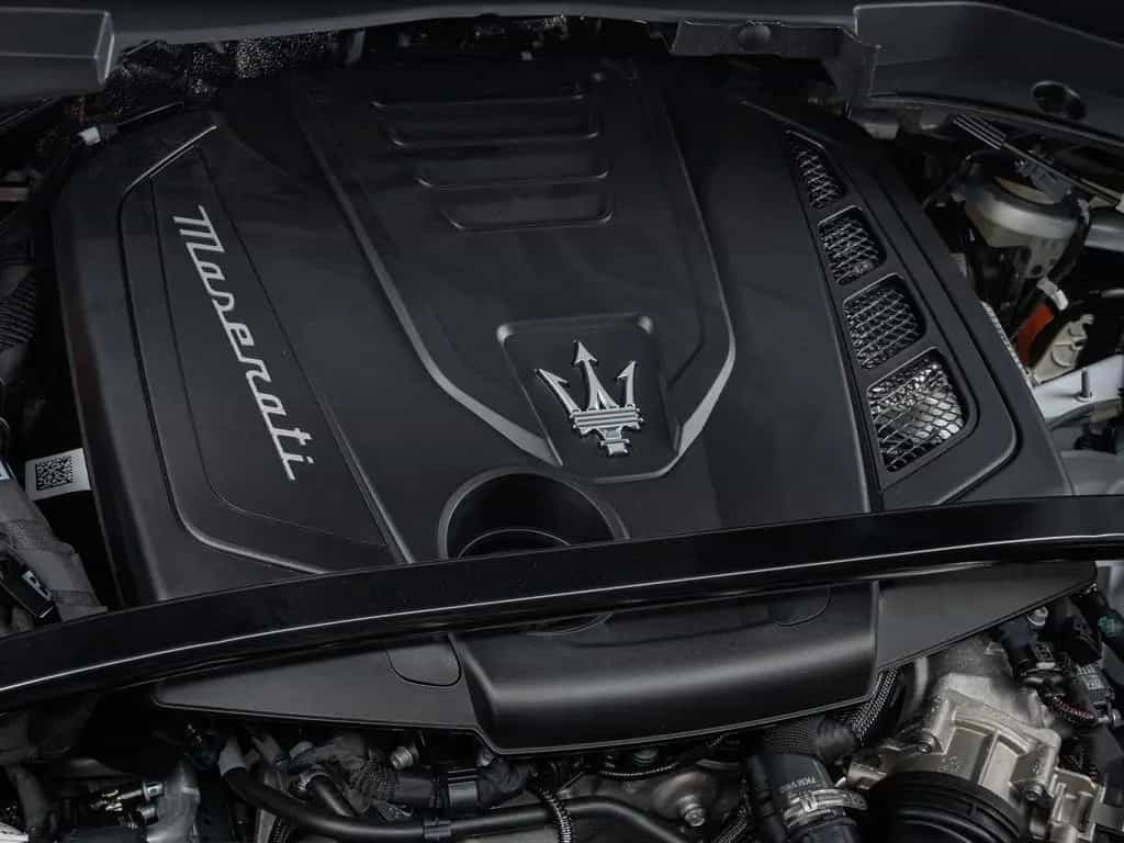 Maserati Grecale Modena PANO + CARBON + 1. HAND 04/2023-photo-23