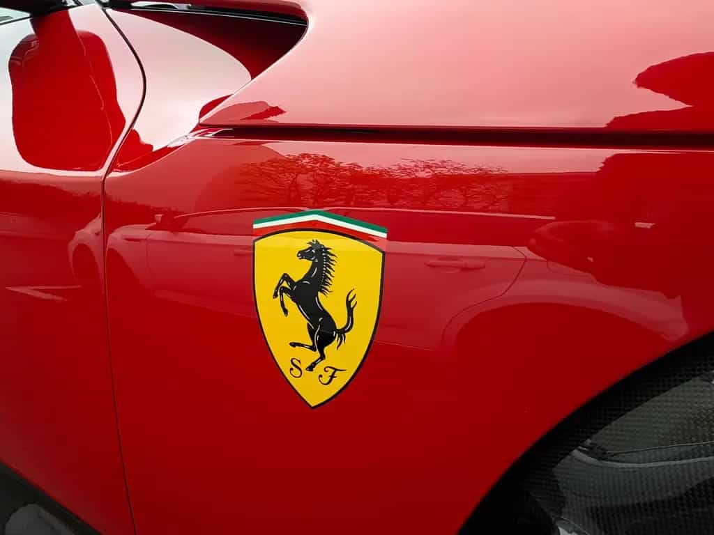 Ferrari Purosangue VOLLCARBON LIFT PANORAMA SURR. VIEW 04/2026-photo-25