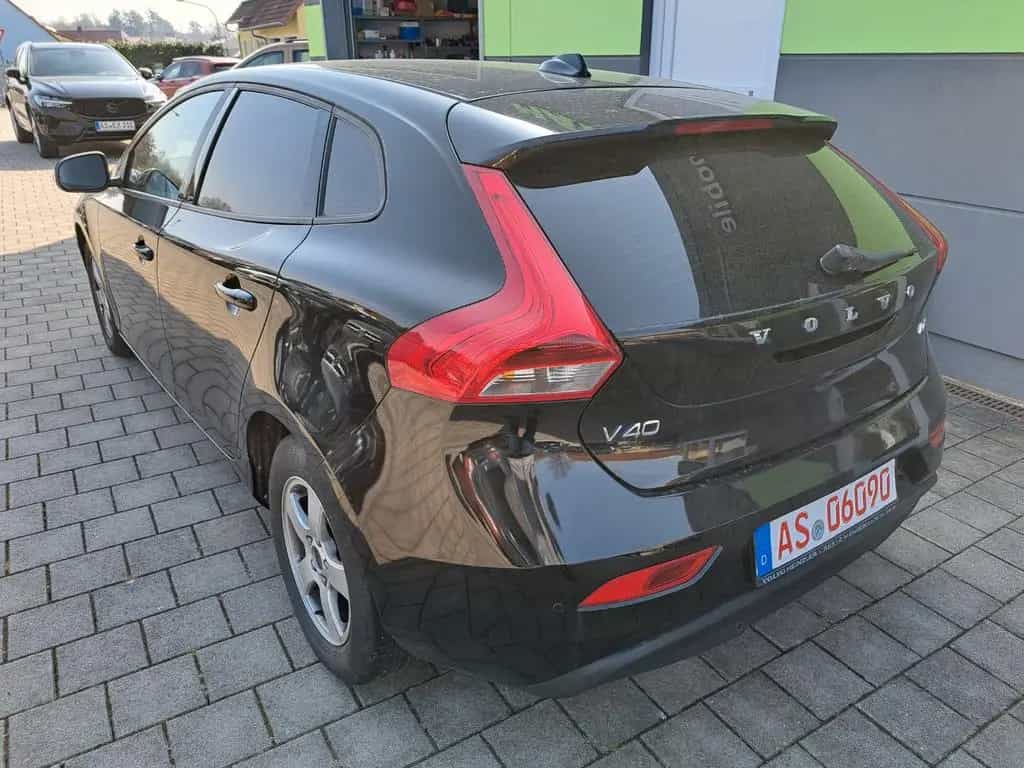 Volvo V40 Basis 02/2014-photo-2