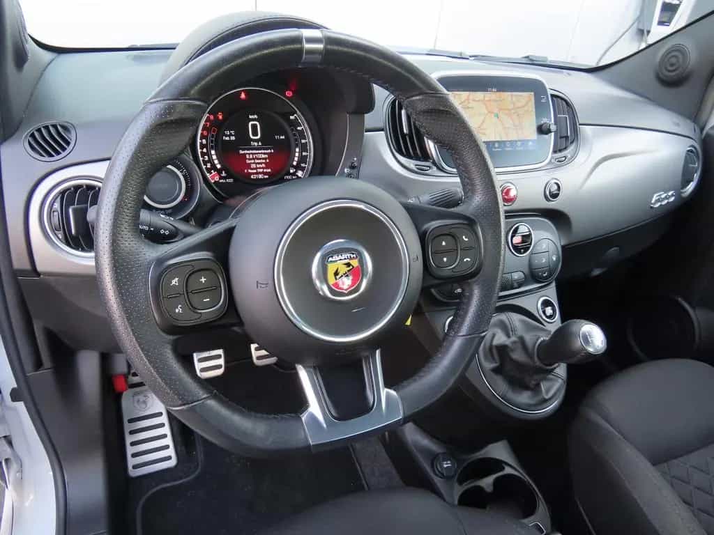 Abarth 595 Pista Sportsitze Sport-Abgasanlage Klima 10/2020-photo-5