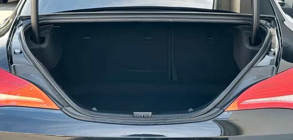 Mercedes-Benz CLA 250 Sport*AMG*PERFORMANCE*MEMORY*SPUR*KAMERA 12/2016-photo-18
