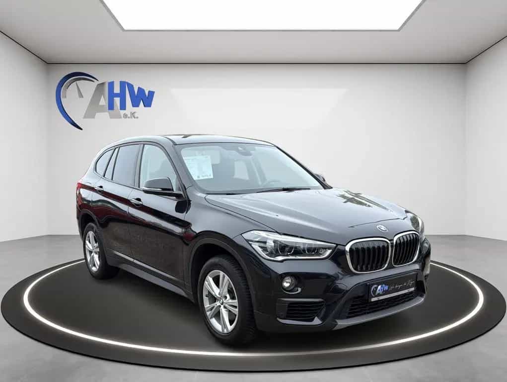 BMW X1 sDrive 18 i Advantage 04/2019-photo-1