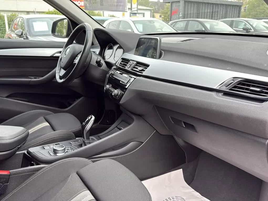 BMW X1 sDrive 18 i Advantage 04/2019-photo-14