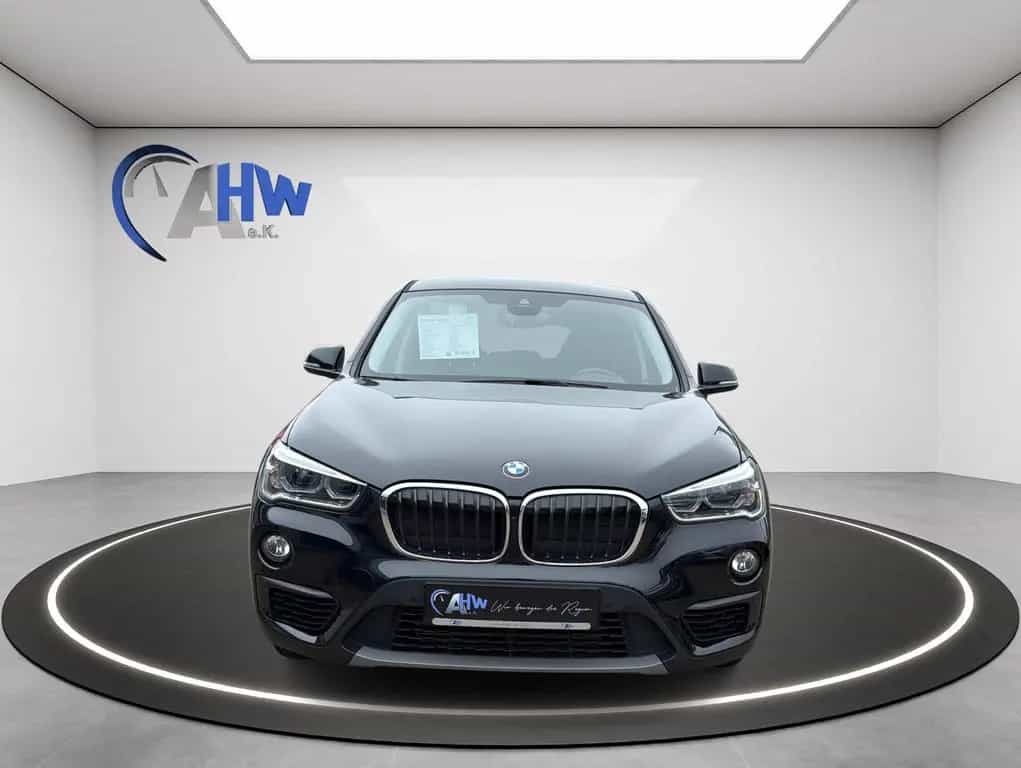BMW X1 sDrive 18 i Advantage 04/2019-photo-2