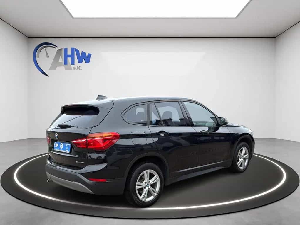 BMW X1 sDrive 18 i Advantage 04/2019-photo-5