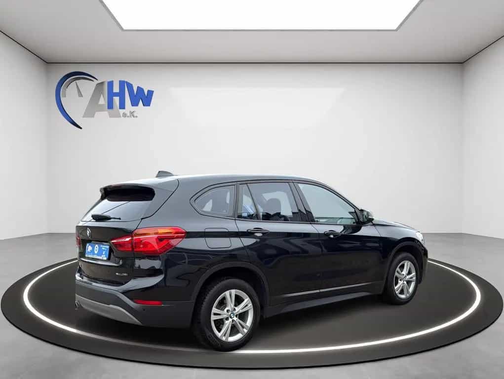BMW X1 sDrive 18 i Advantage 04/2019-photo-7