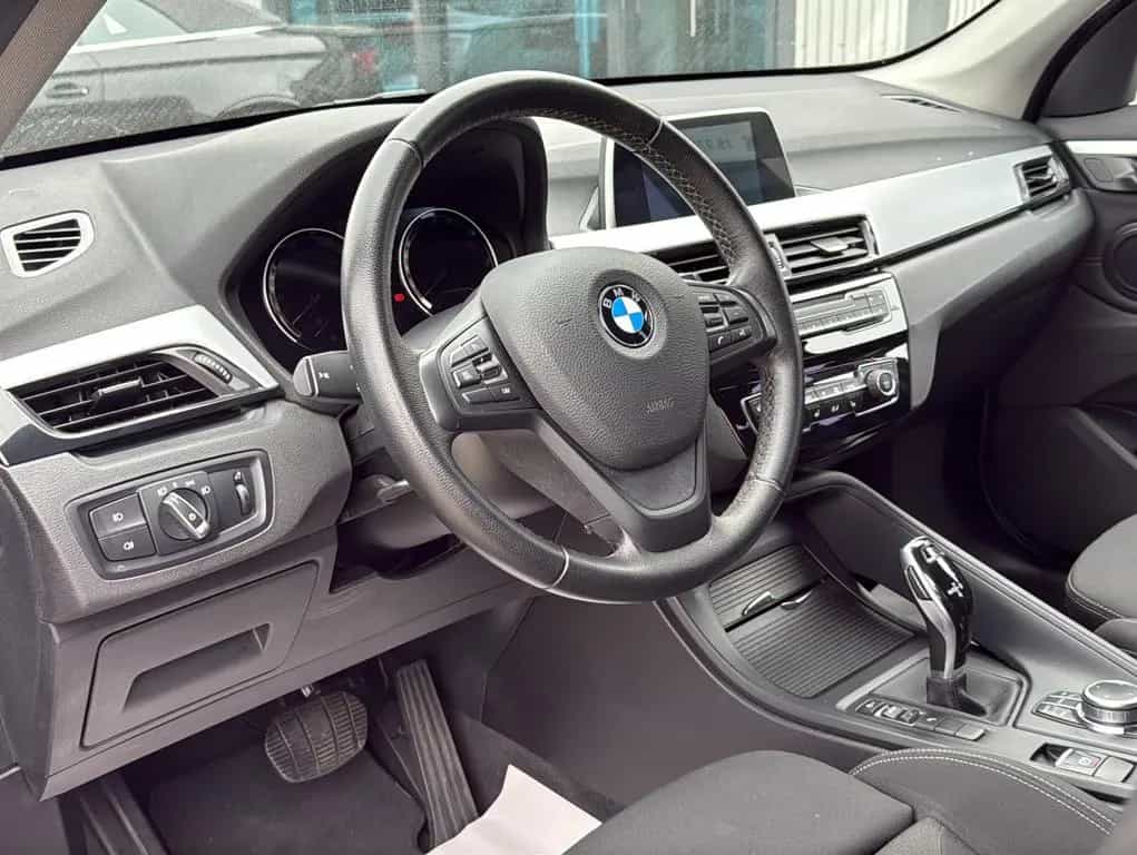 BMW X1 sDrive 18 i Advantage 04/2019-photo-9