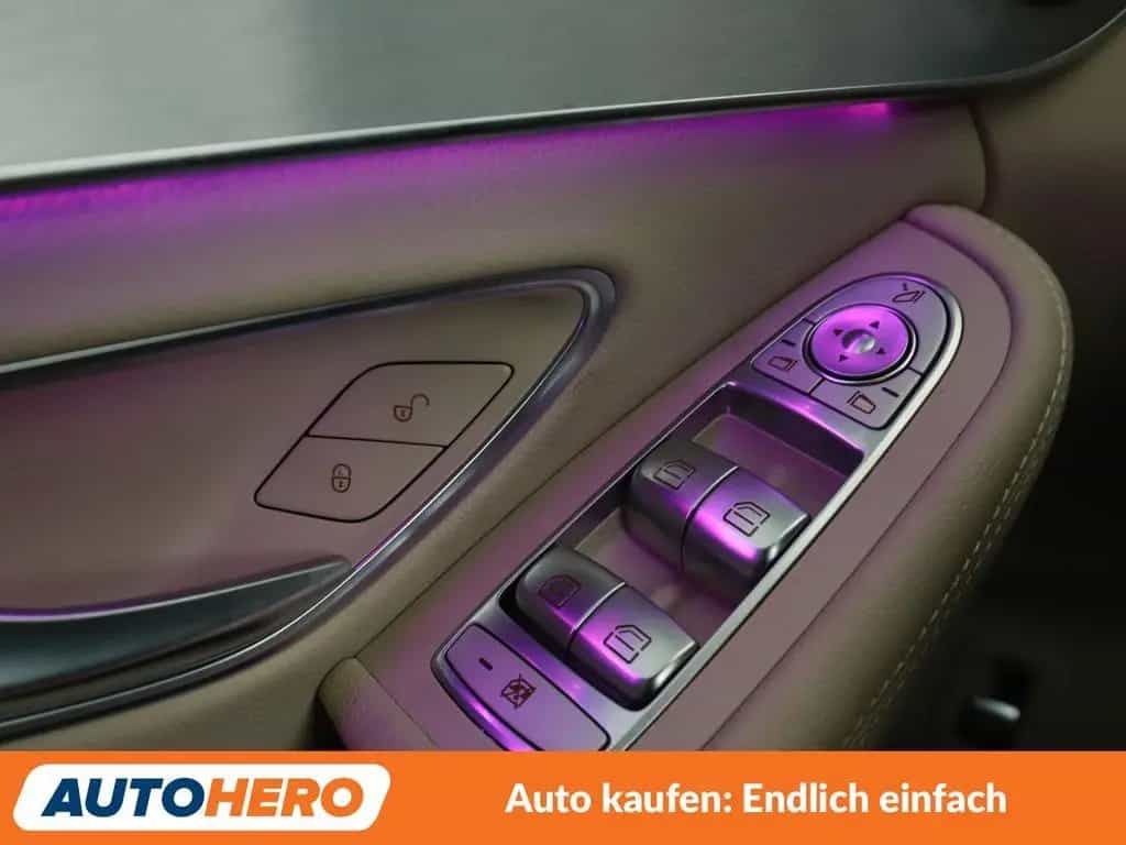 Mercedes-Benz C 180 CGI T Avantgarde Aut. *NAVI*LED*TEMPO*PDC* 02/2019-photo-32