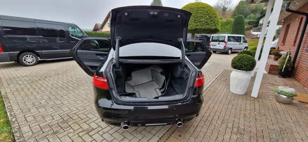 Jaguar XF S 3.0 V6 AWD *B-XENON*NAVI*LEDER*KAM... 05/2017-photo-15
