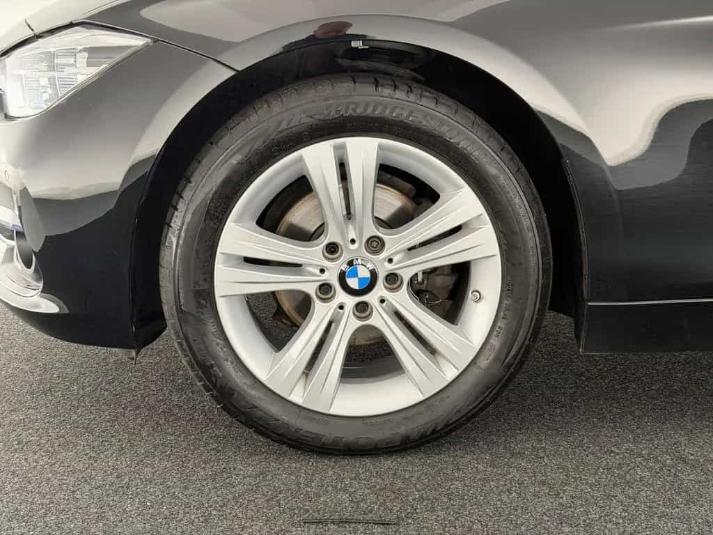 BMW 318 d Touring*SPORT LINE*LED-PDC-SHZ-TEMP-CD-NAVI 01/2019-photo-13