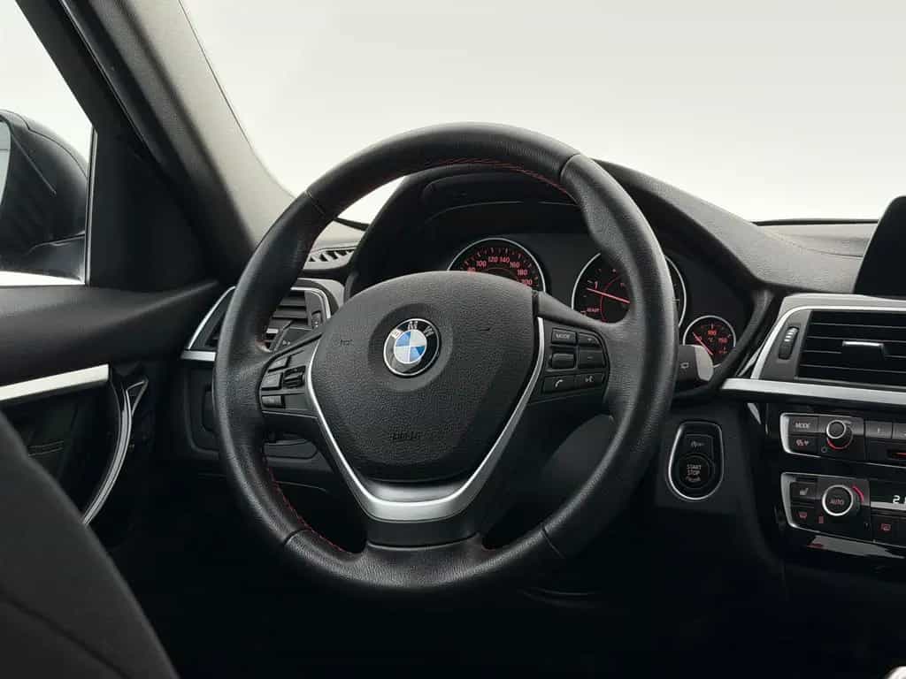 BMW 318 d Touring*SPORT LINE*LED-PDC-SHZ-TEMP-CD-NAVI 01/2019-photo-27