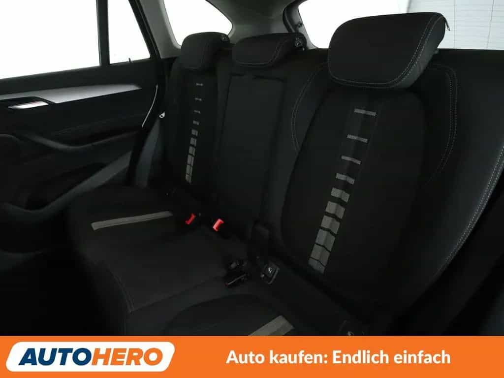 BMW X1 sDrive 18i Advantage *TEMPO*PDC*LM-FELGEN* 12/2019-photo-12