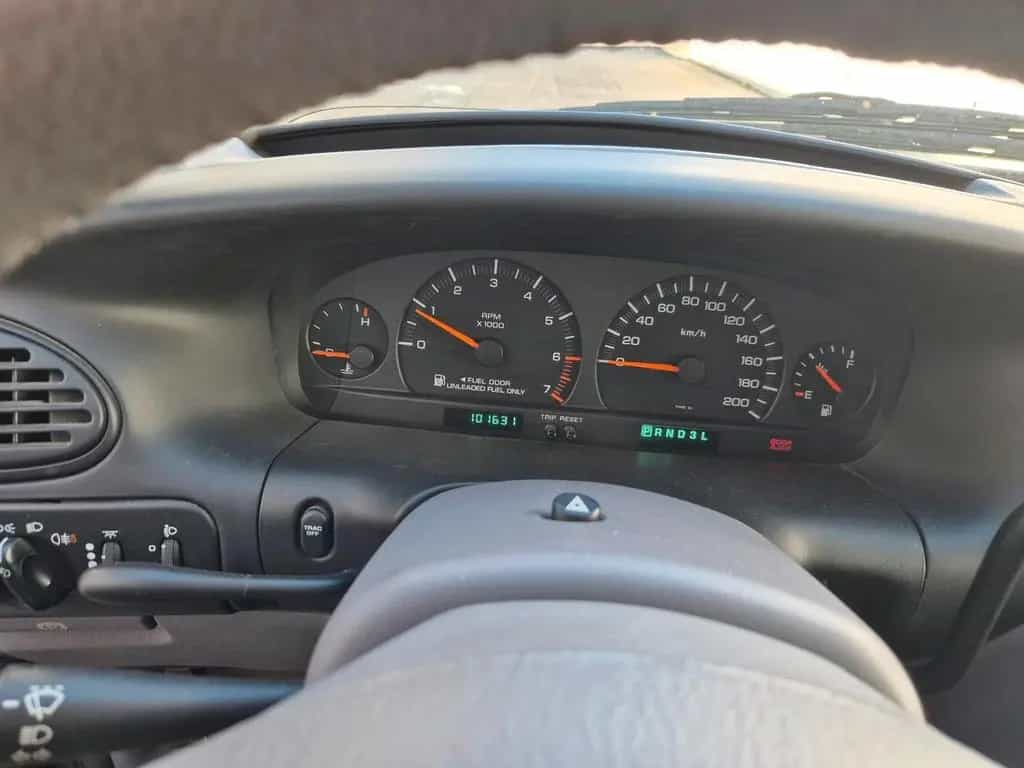 Chrysler Voyager 3.3l 01/2000-photo-7