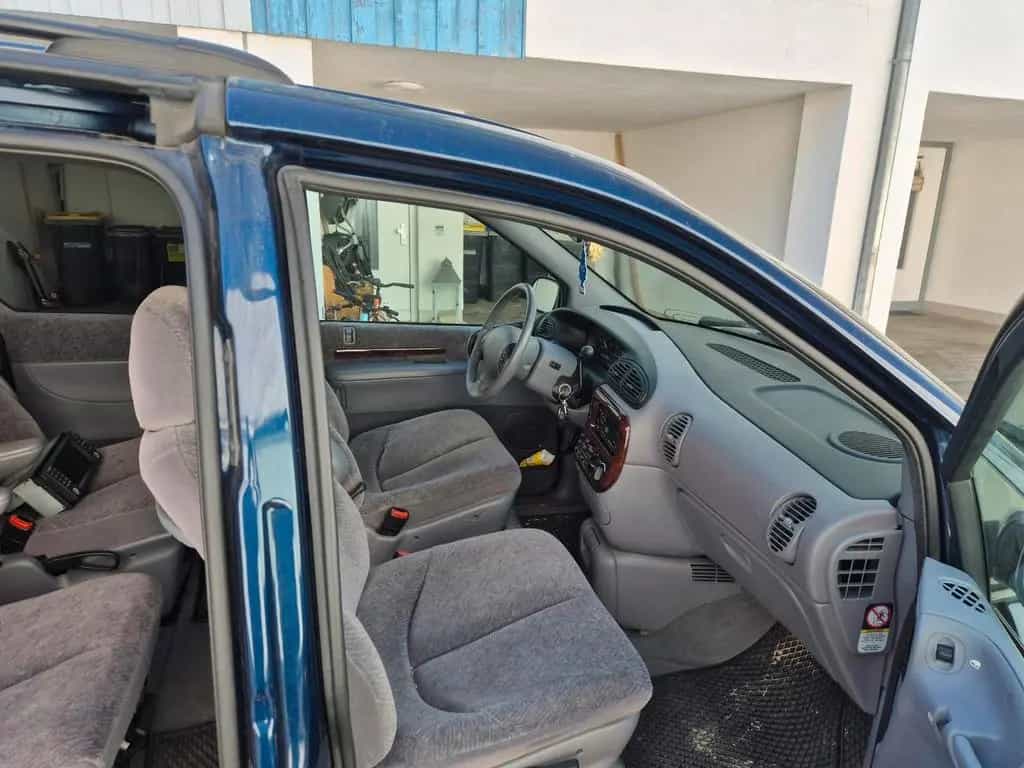 Chrysler Voyager 3.3l 01/2000-photo-8