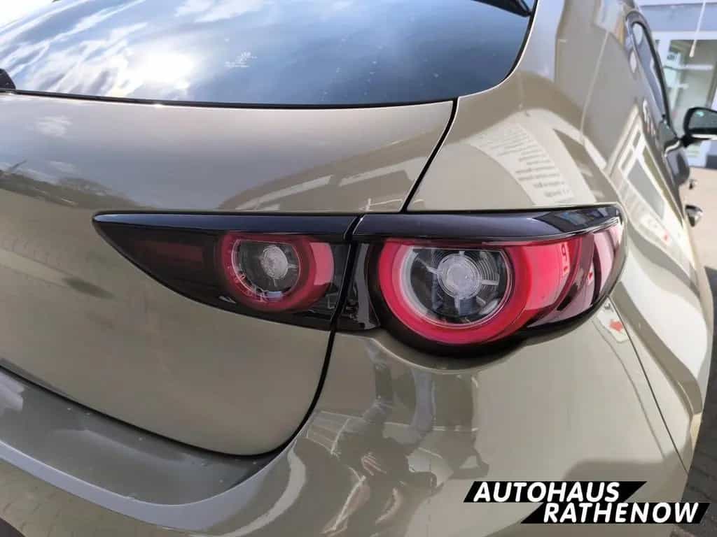 Mazda 3 Homura 2.5l Skyactiv-G 04/2026-photo-5