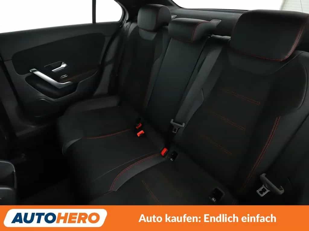 Mercedes-Benz A 200 AMG Line Aut. *VC*LED*TEMPO*CAM*SHZ* 02/2020-photo-13