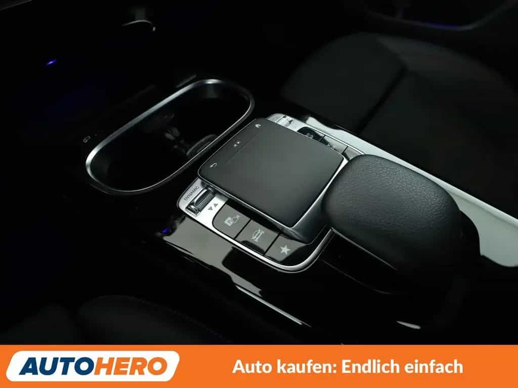 Mercedes-Benz A 200 AMG Line Aut. *VC*LED*TEMPO*CAM*SHZ* 02/2020-photo-25