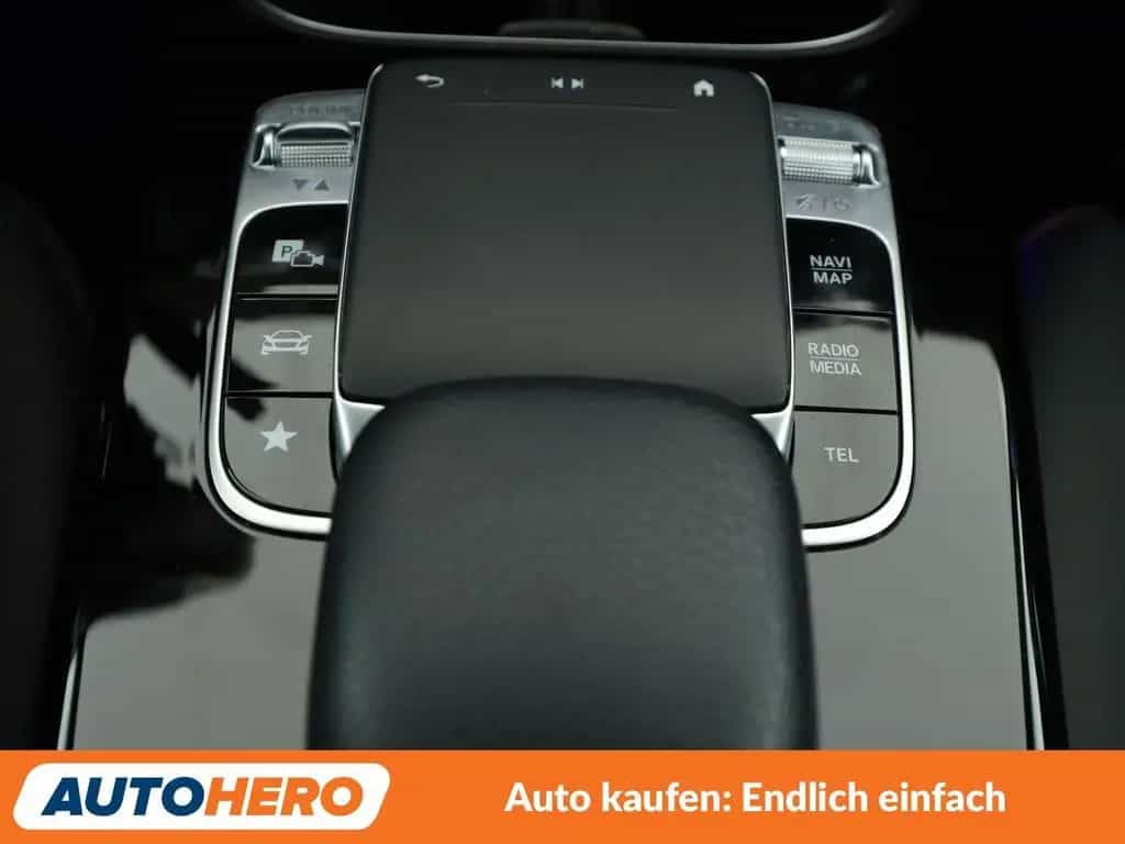 Mercedes-Benz A 200 AMG Line Aut. *VC*LED*TEMPO*CAM*SHZ* 02/2020-photo-32