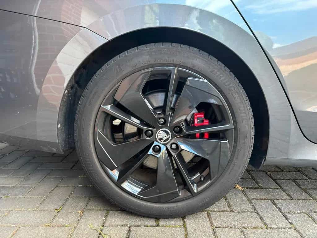Skoda Octavia 2.0 TSI DSG RS Combi RS 02/2022-photo-7