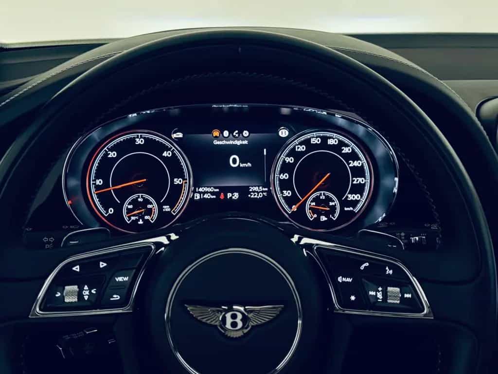 Bentley Bentayga 4.0 V8 4WD * DVD * HUD * 7-SITZER * 07/2017-photo-4