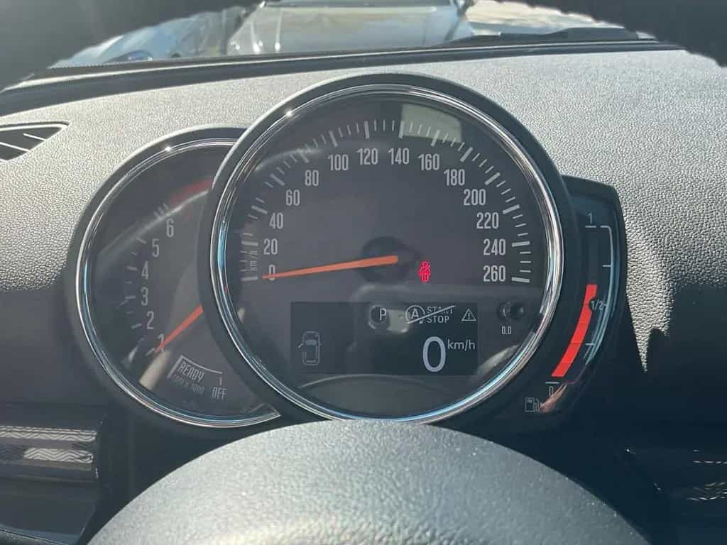 MINI Cooper Clubman Cooper Klima Pano 8x Bereift 03/2019-photo-15